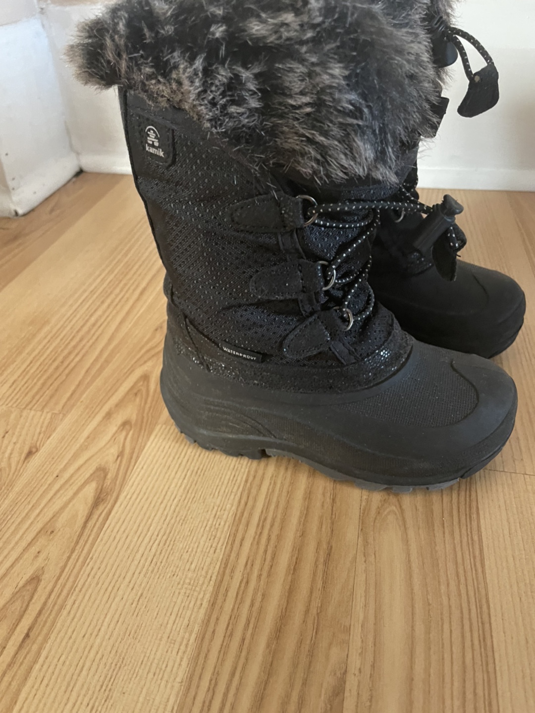 Winter boots