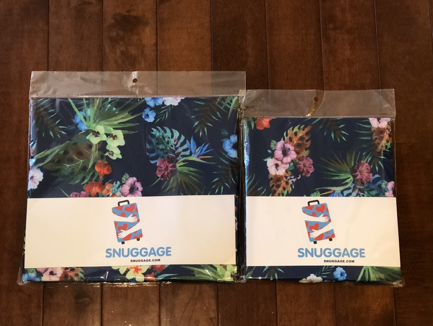 BNIB “Snuggage” Luggage Covers thumbnail