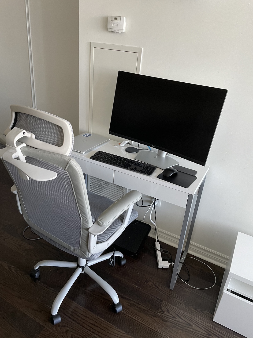 Cozy Office Desk & Chair