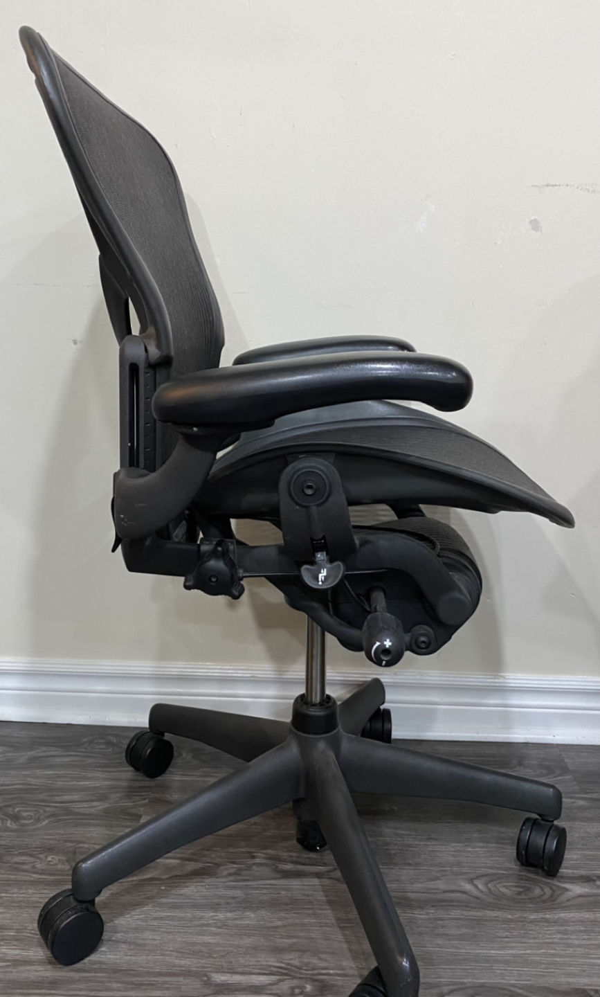 Herman Miller Aeron Chair Size B Posture Fit - photo 3