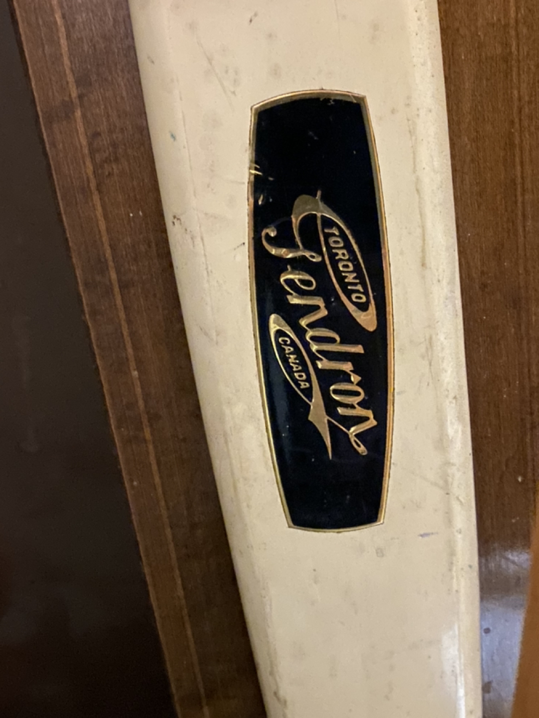 Freecycle Vintage Pool table Davisville & Yonge image indicator(7)