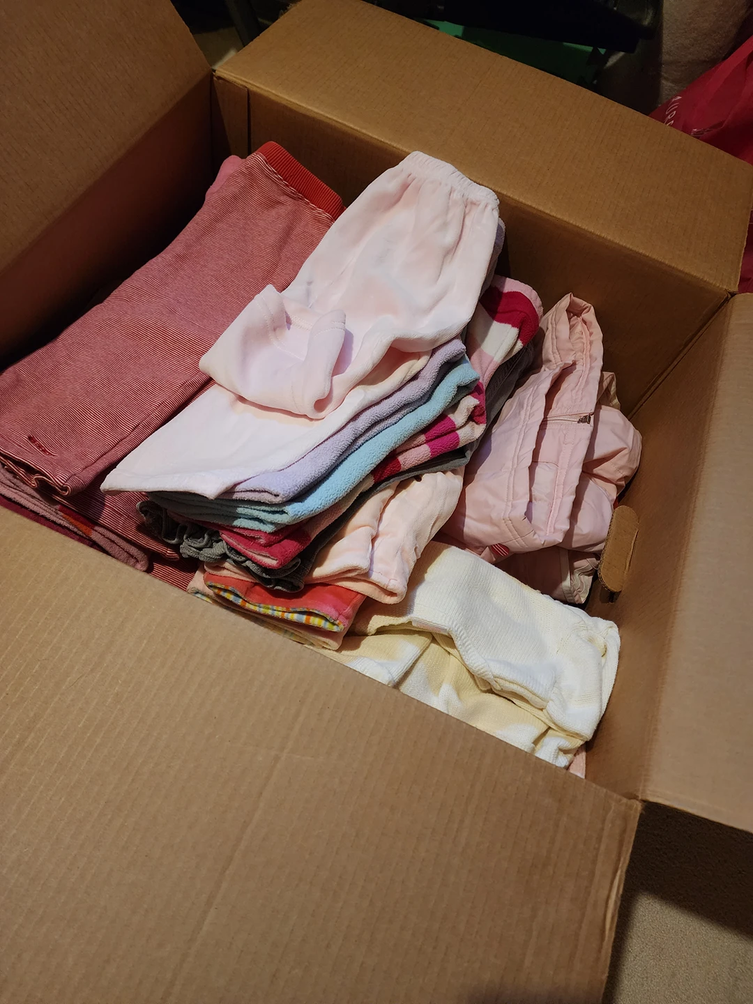 EUC - Girl's winter clothes (18 to 24mths)