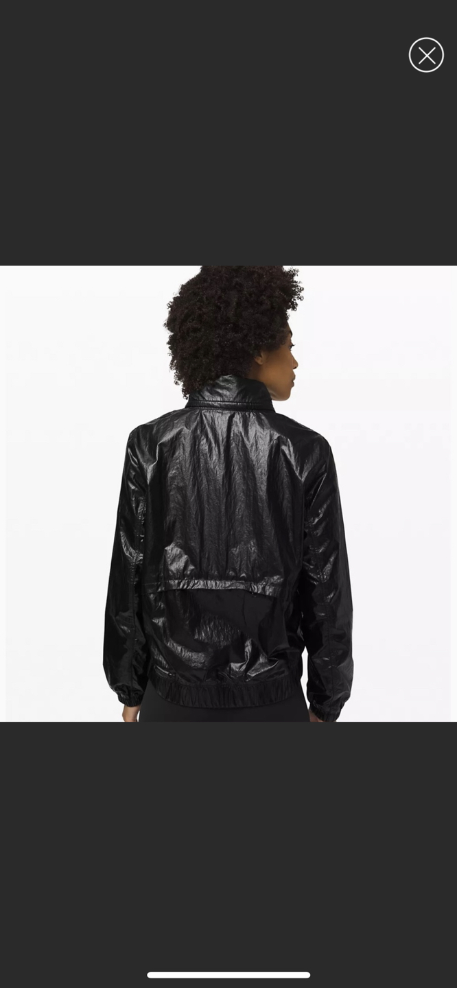 New lululemon black jacket with hood image indicator(5)
