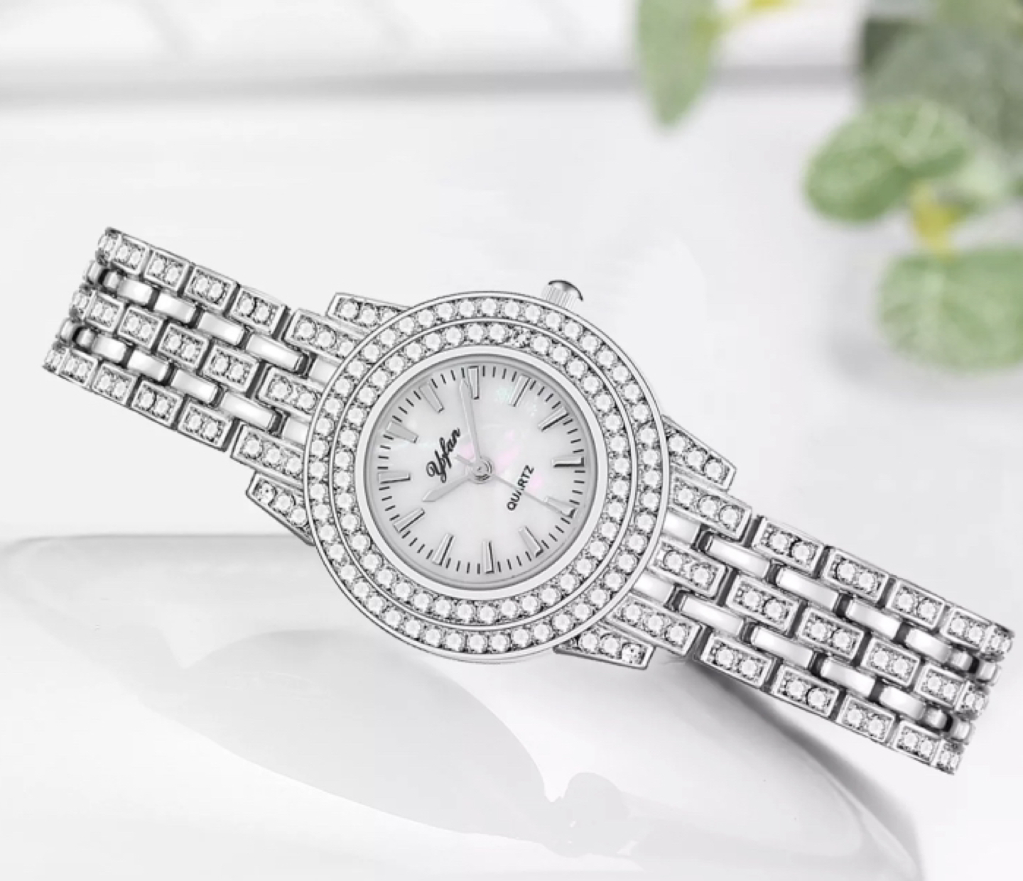 new stainless steel sparkly watch - photo 2