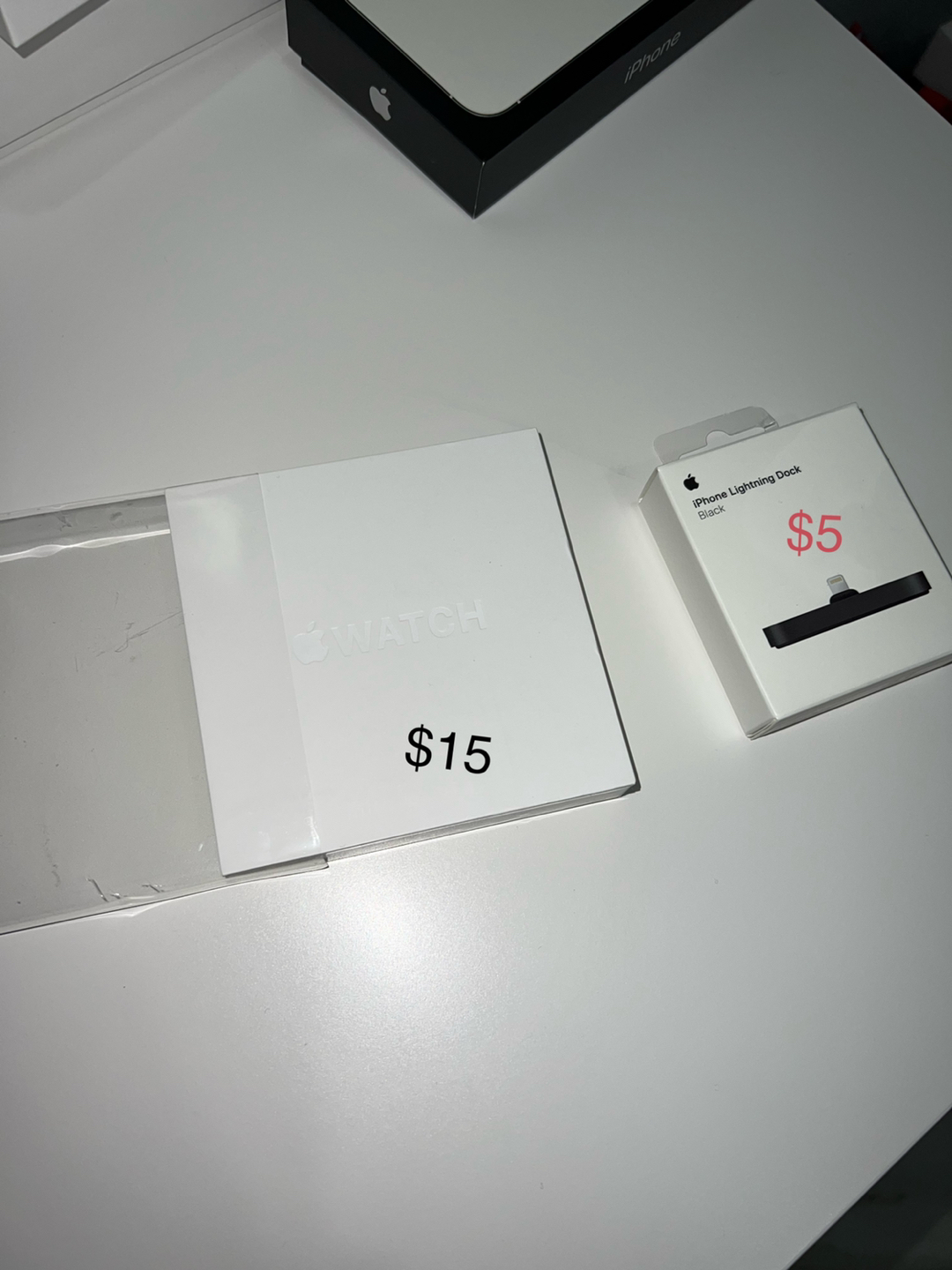 Apple gadgets empty boxes - photo 4