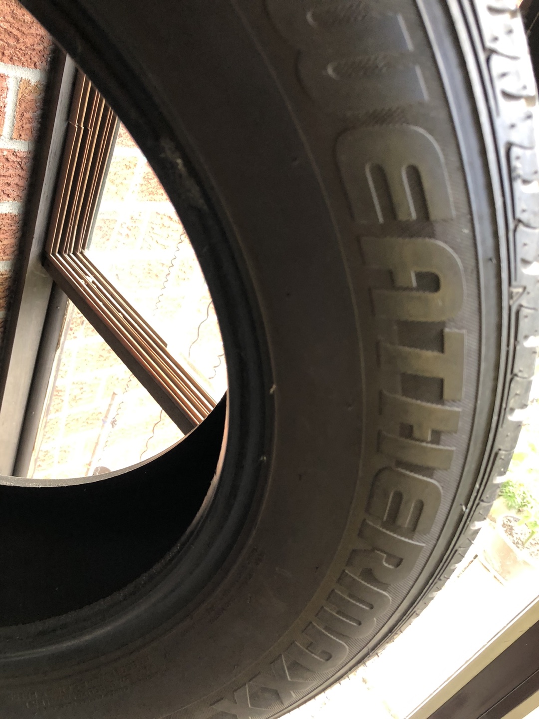 2 Tires (All Season)225/65 R17 - photo 3