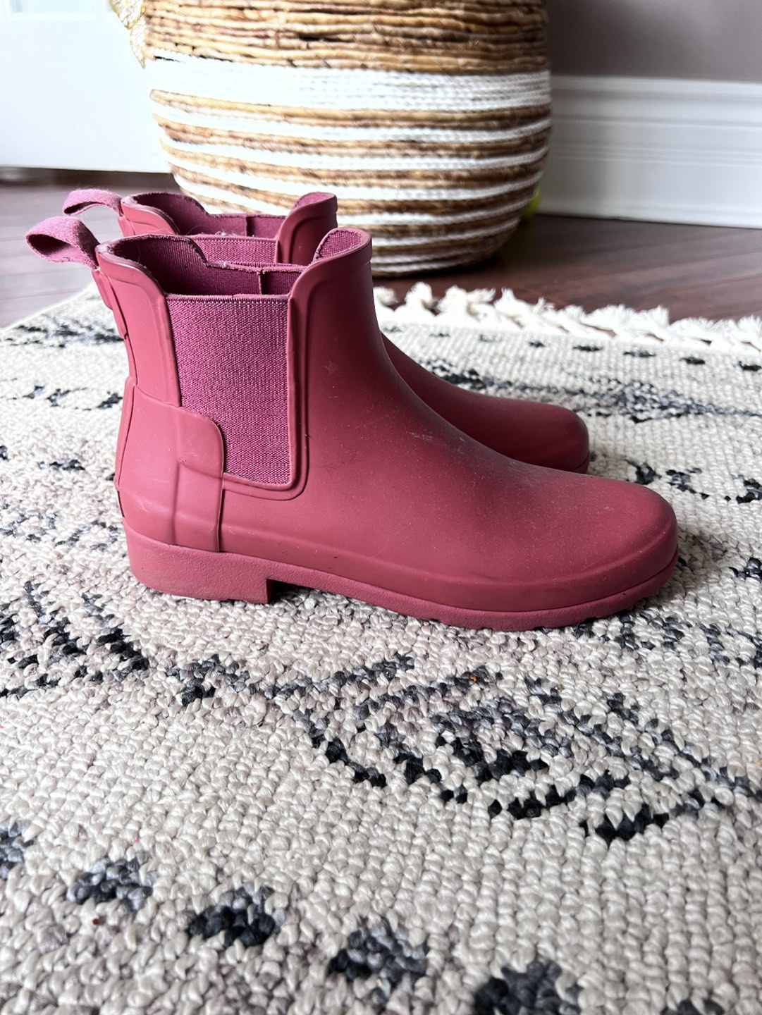 Hunter rain boots thumbnail