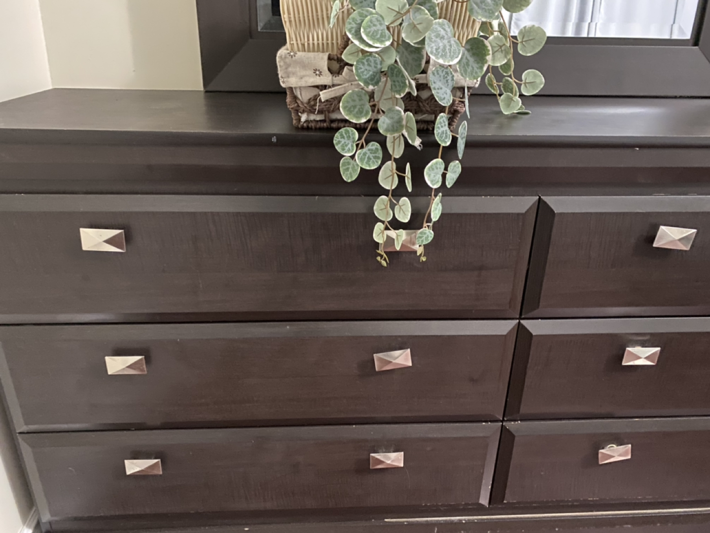Beautiful hardwood dresser - photo 2