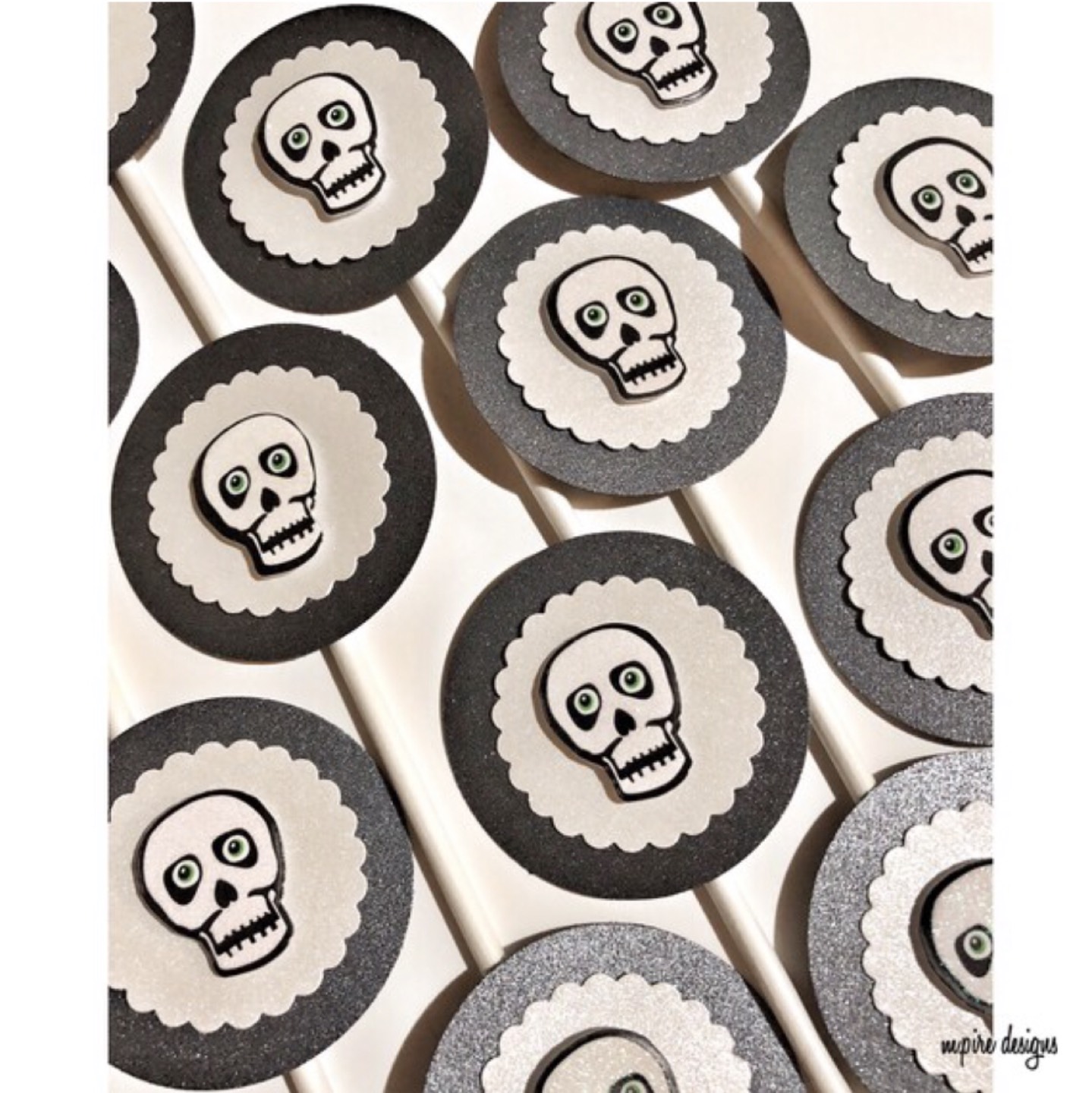 Skull Cupcake Toppers