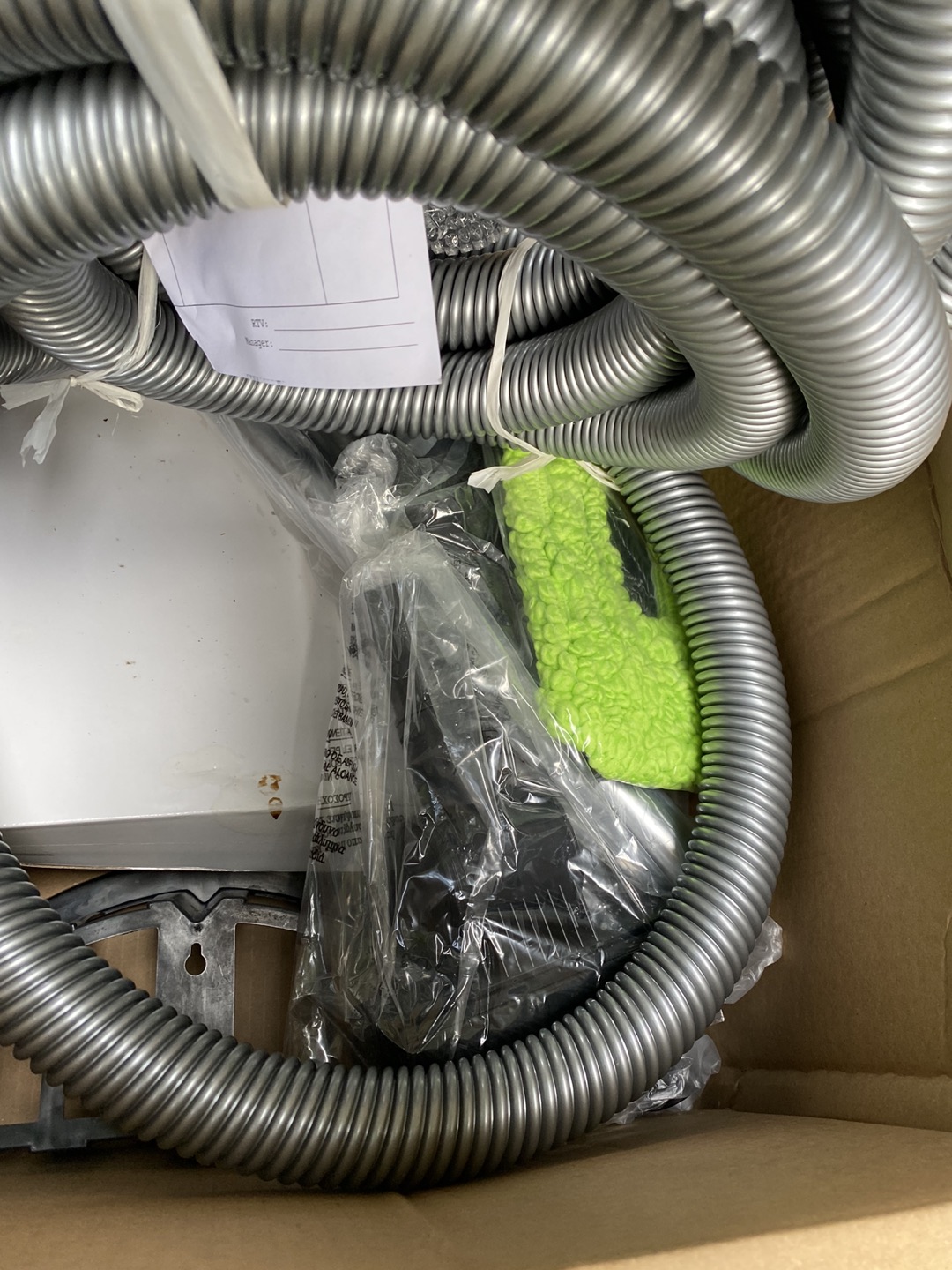 Johnny Vac Complete 10.7 m (35 ft.) Hose and Powerhead Set thumbnail