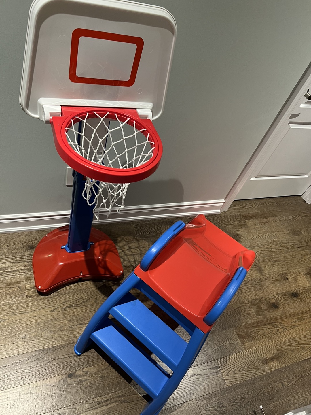 Little Tikes - First Slide and Basketball Set