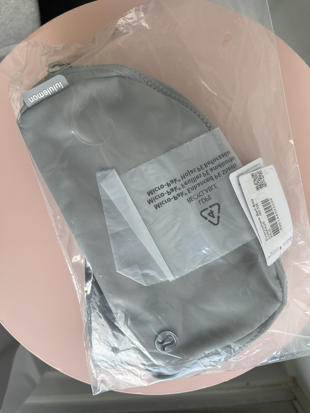 New Lululemon Everywhere Belt Bag - photo 2