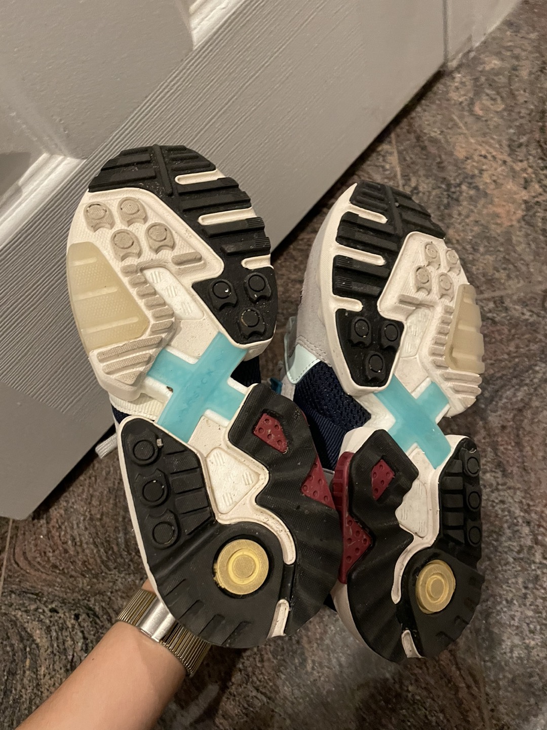 Adidas sneakers - photo 2