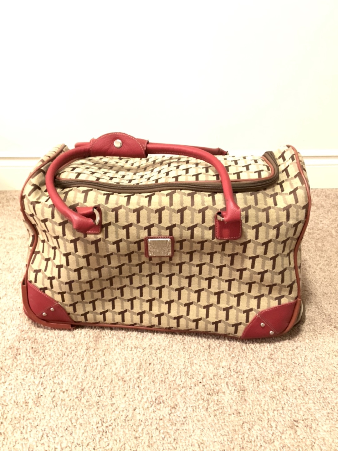 Travel Bag thumbnail