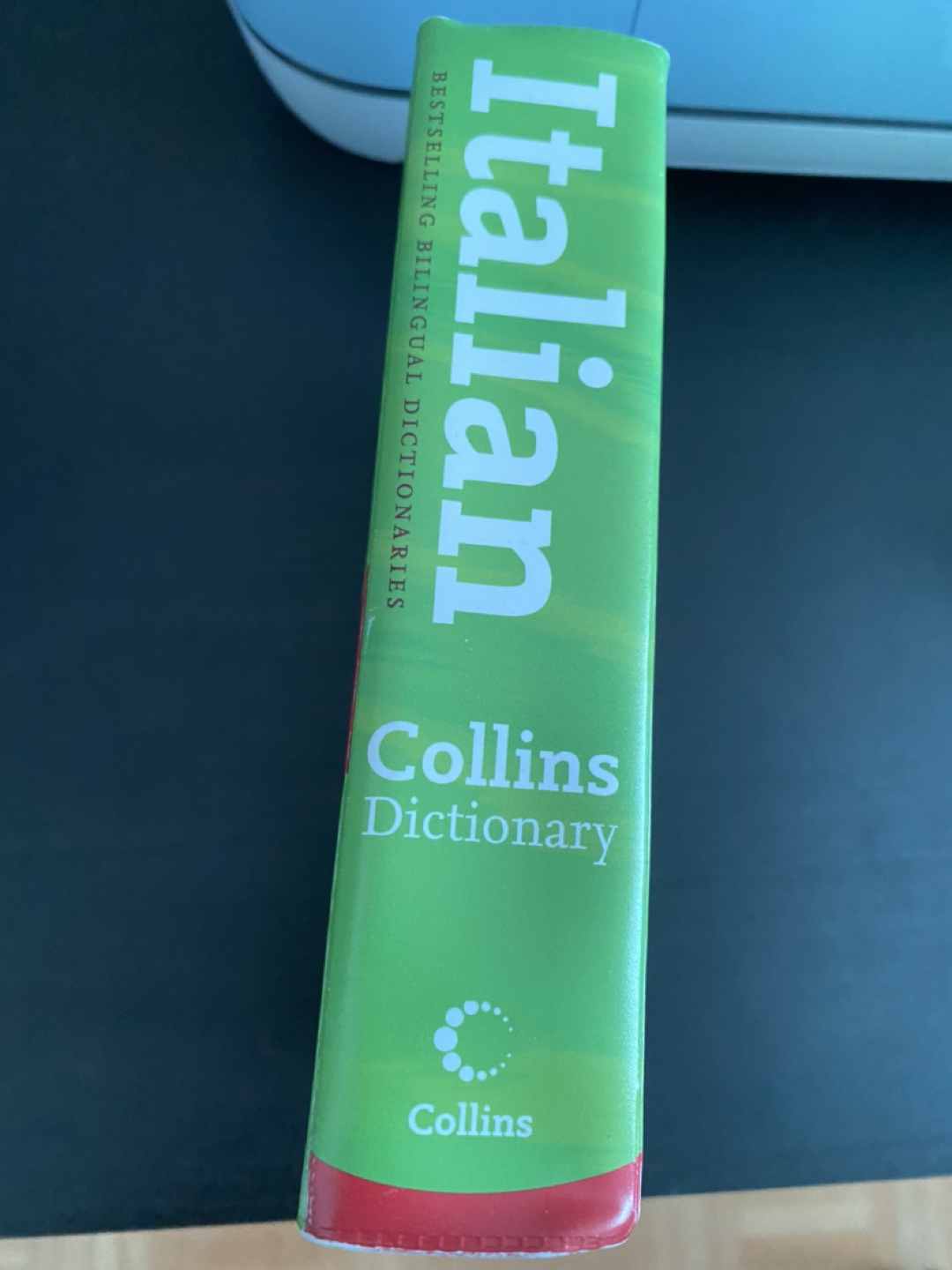 italian pocket dictionary in colour - photo 2