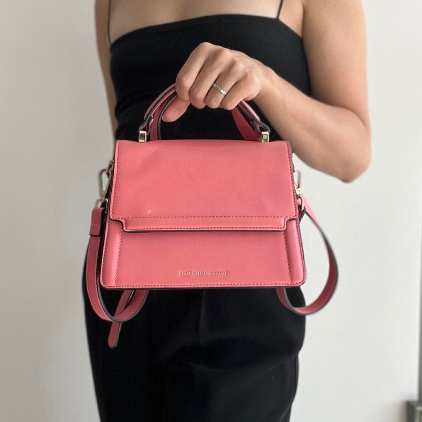 Expressions NYC mini purse (pink)