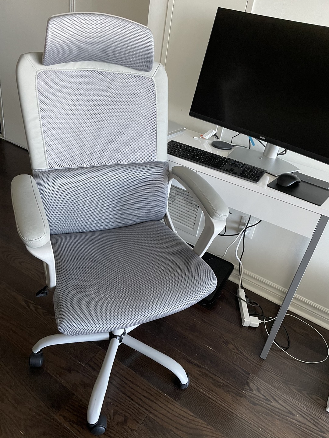 Cozy Office Desk & Chair - photo 2