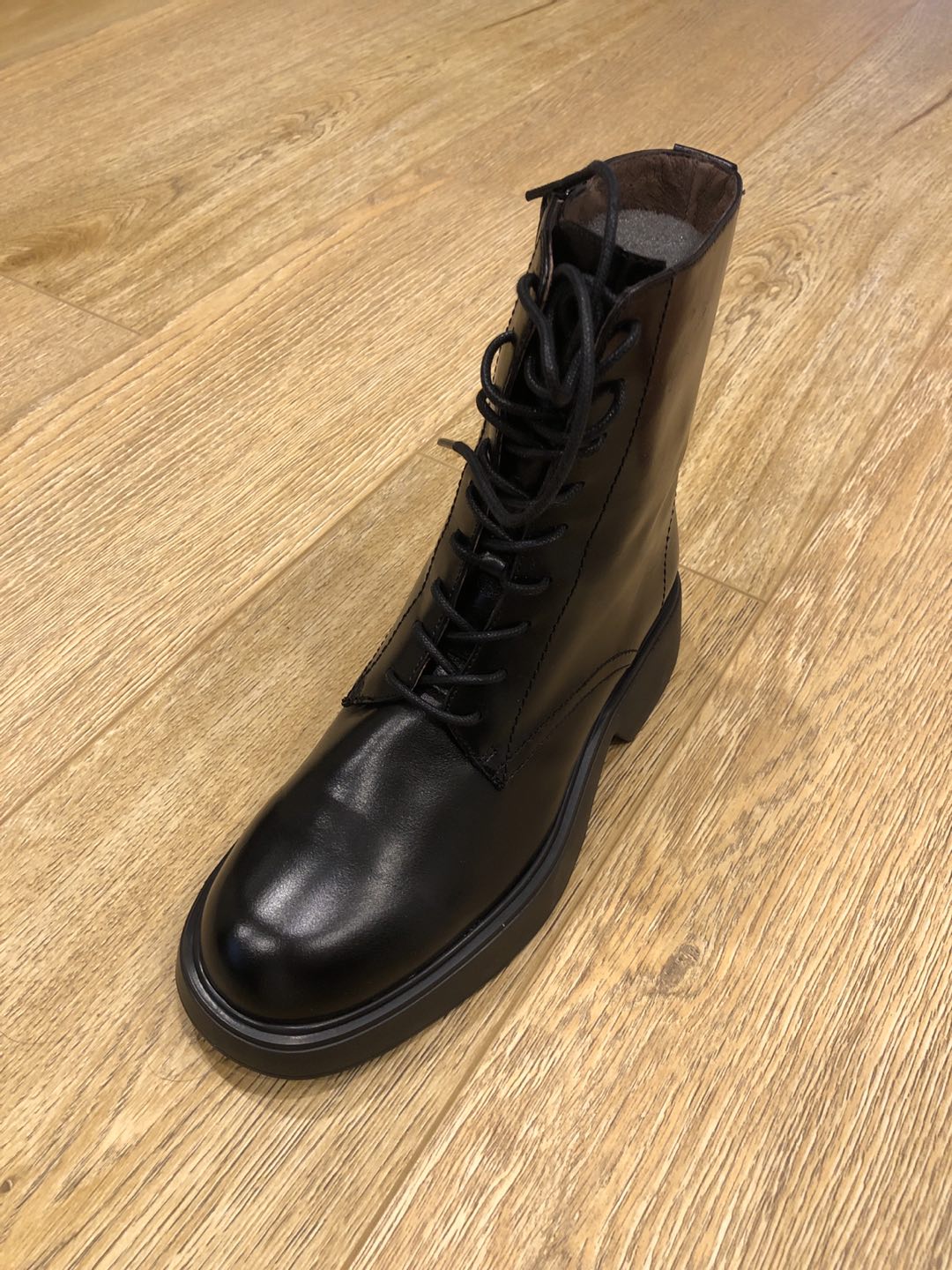 Women’s size 8 boots for sale