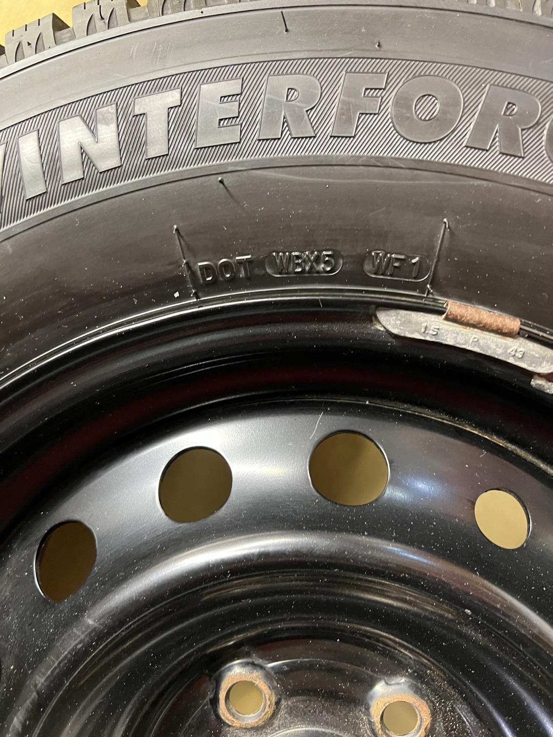 225/70R16 Winter Tires - photo 4