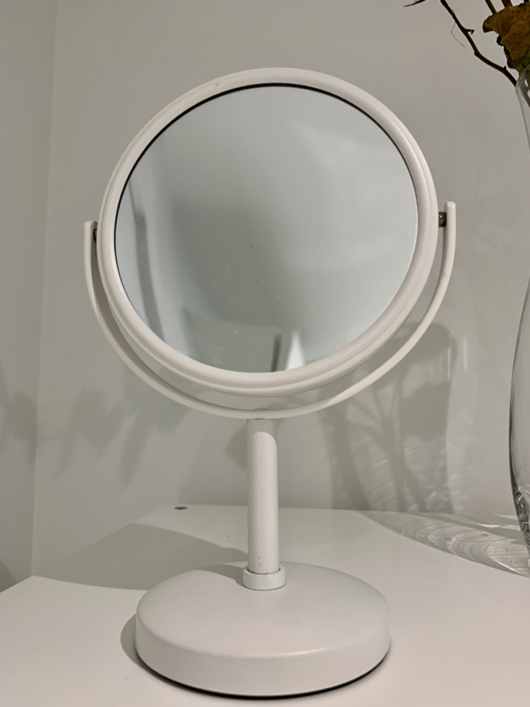 Magnifying make up mirror - photo 2