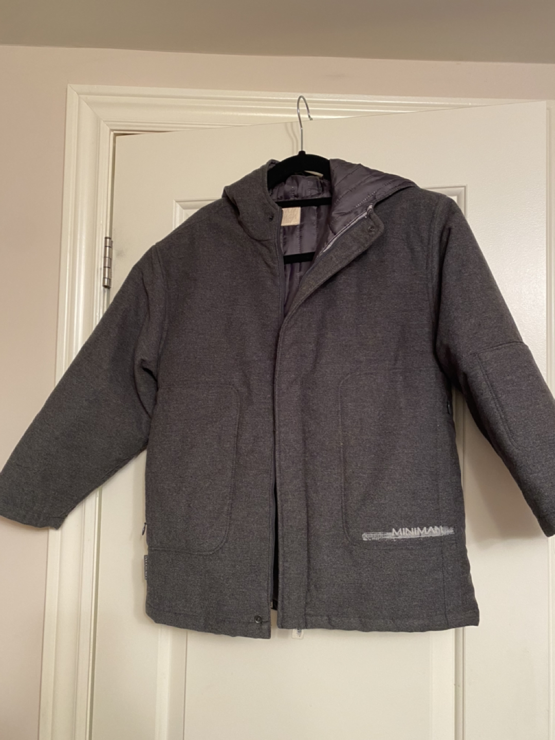 Boy’s Miniman grey hooded coat size 8 image indicator(7)