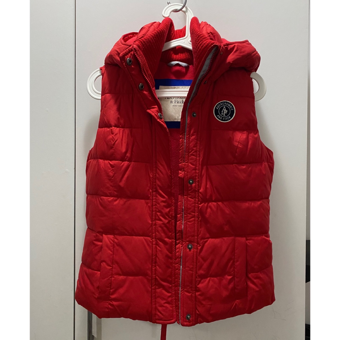 Puffer vest with hood thumbnail