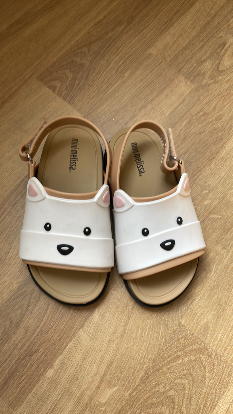 BABY SHOES - LIKE NEW thumbnail