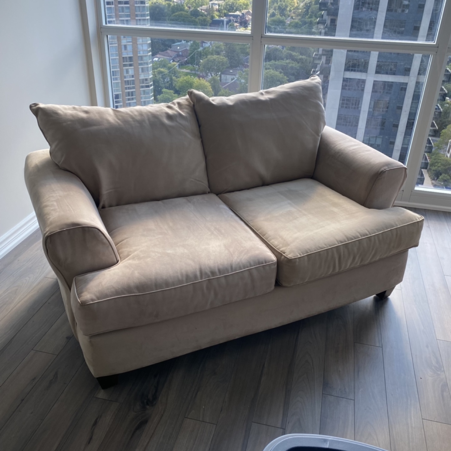 Couch/Sofa - photo 2