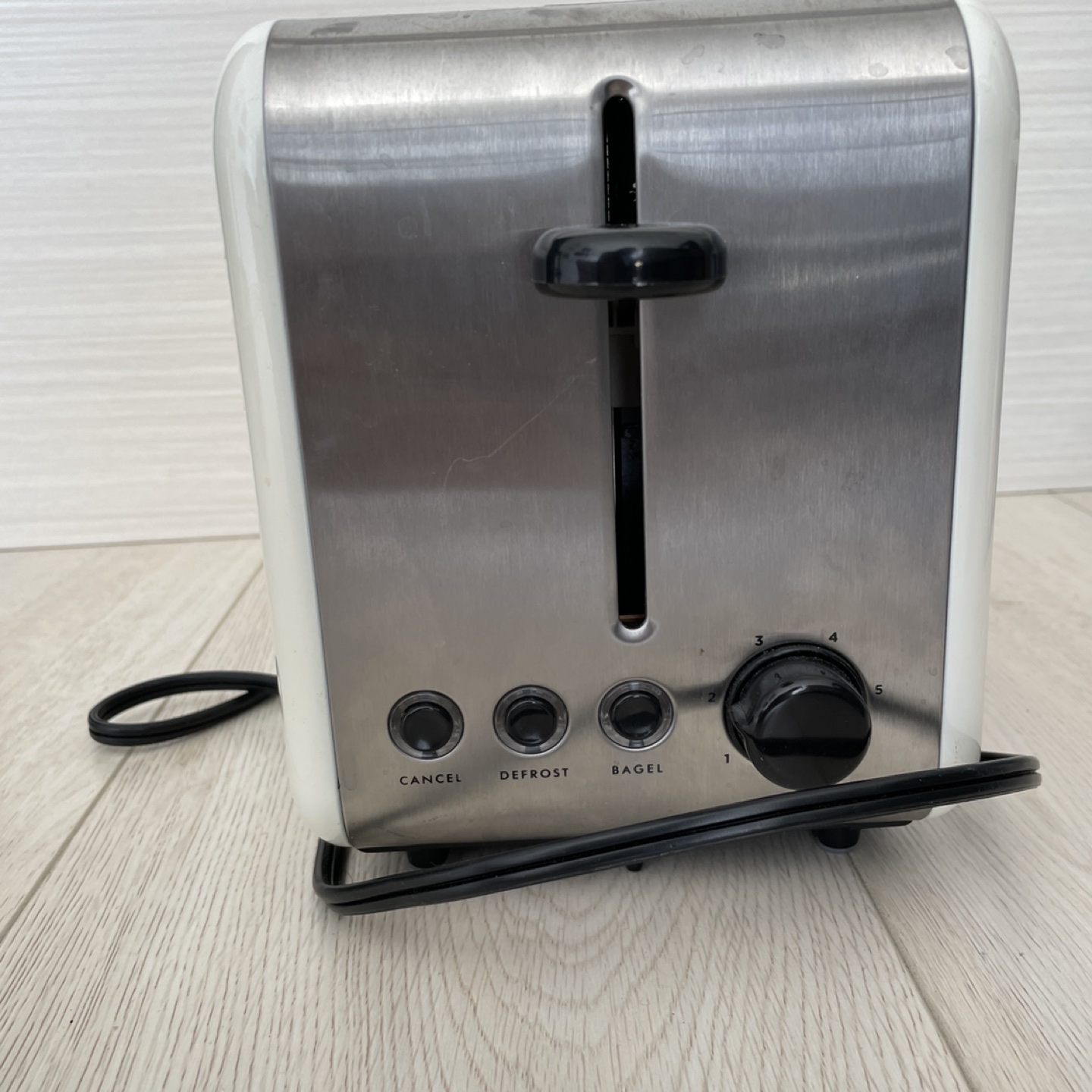Kate spade toaster image indicator(3)