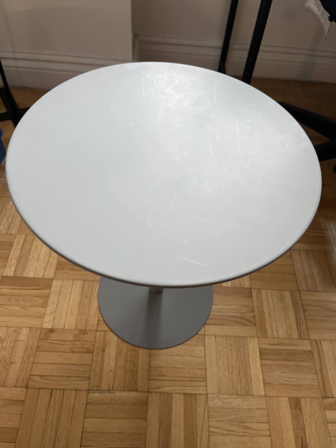 Side Table - photo 3