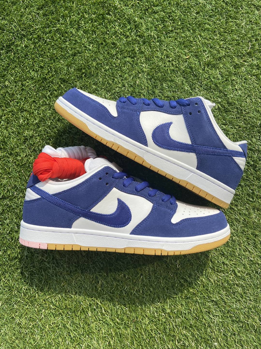 Nike Dunk SB “Los Angeles Dodgers” Size 11 thumbnail