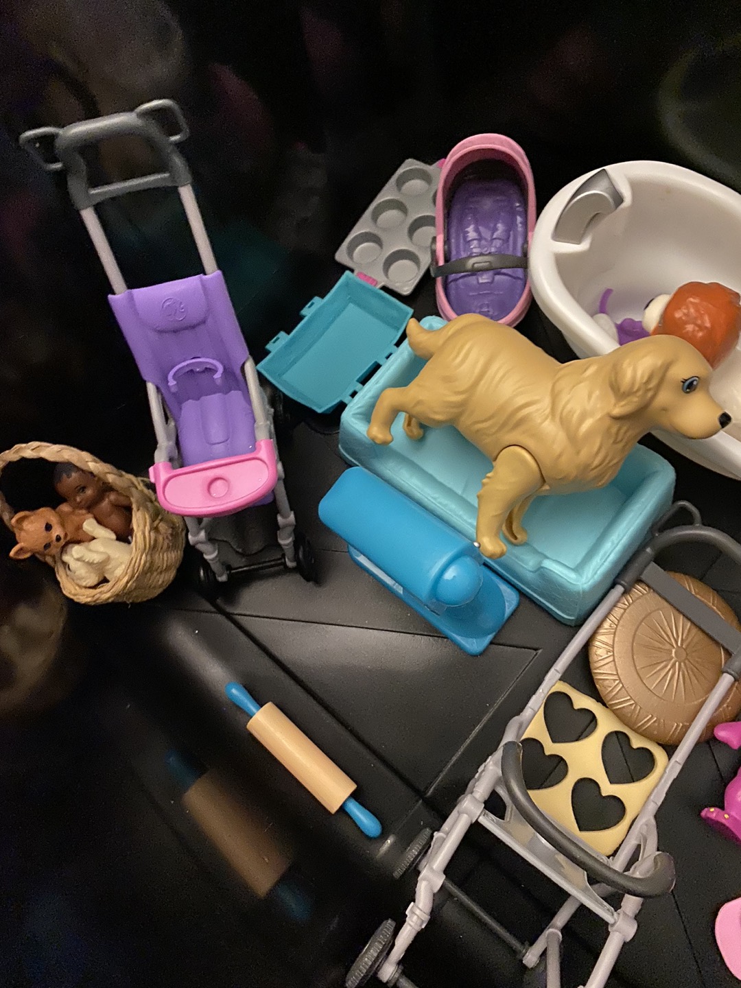 Lot of Barbie dolls & accessories! - photo 5