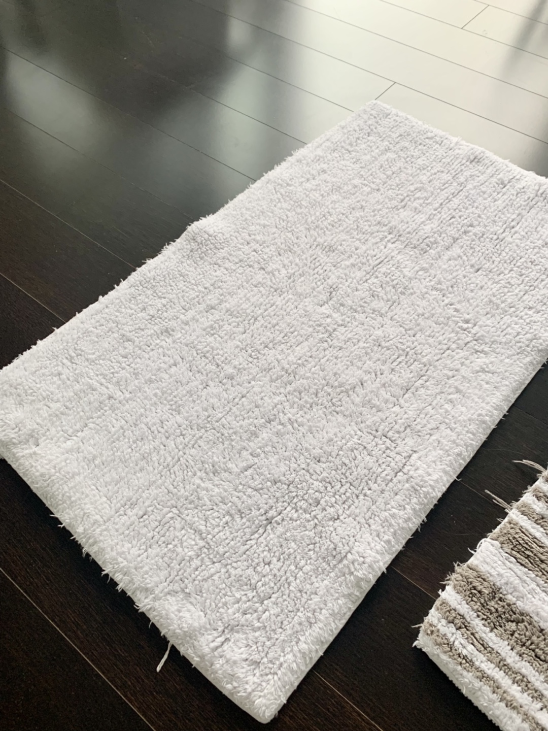 Bath mats two pieces for $5 thumbnail
