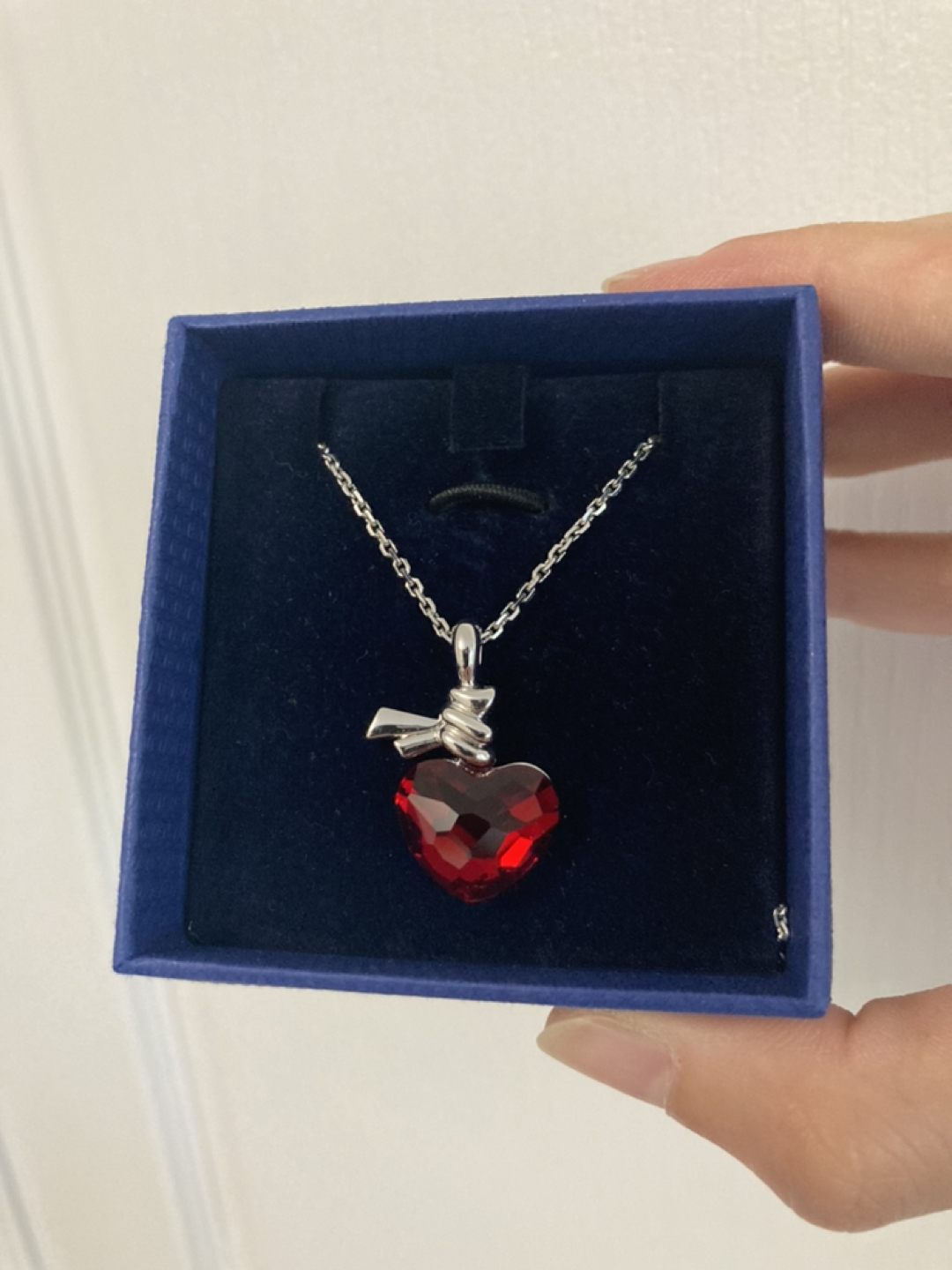 Swarovski Red Heart Pendant Necklace thumbnail