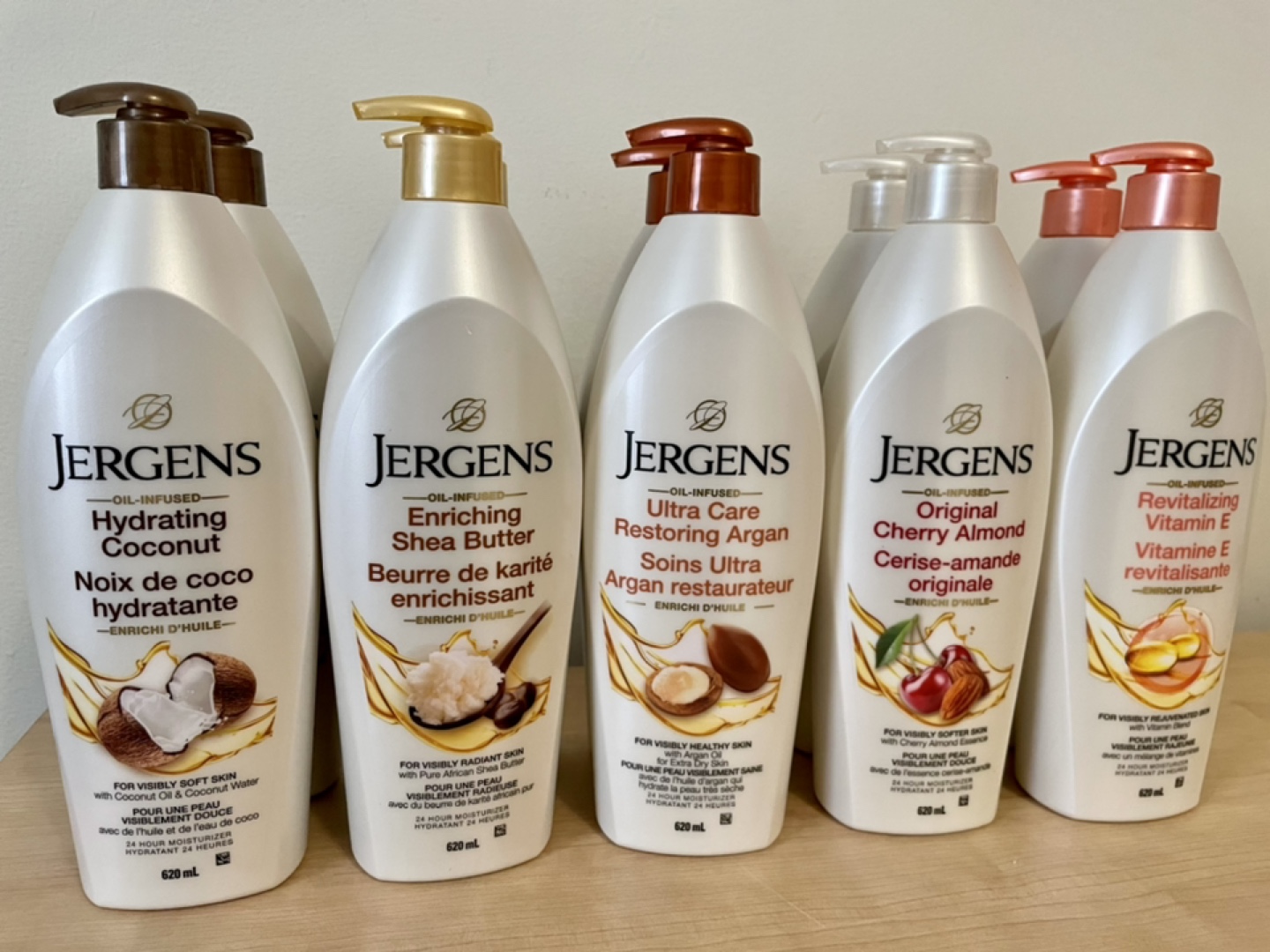 Jergens lotion (Brand New) 3/$10 - photo 2