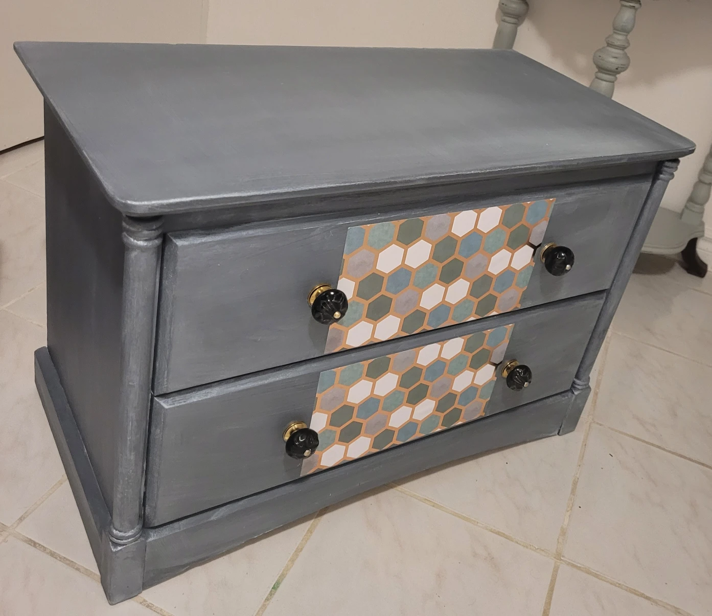 coffee table/chest - photo 3