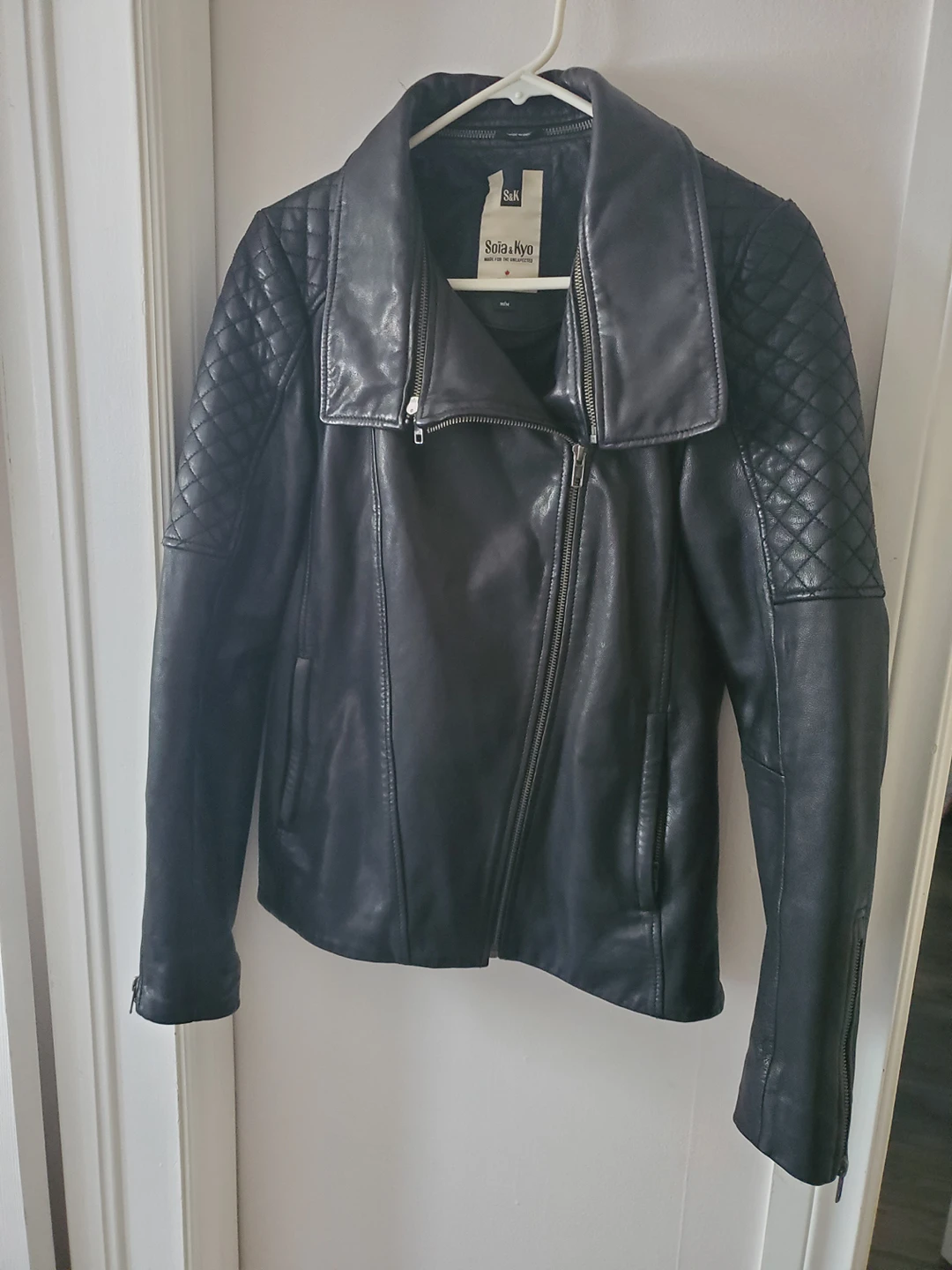 Leather jacket thumbnail