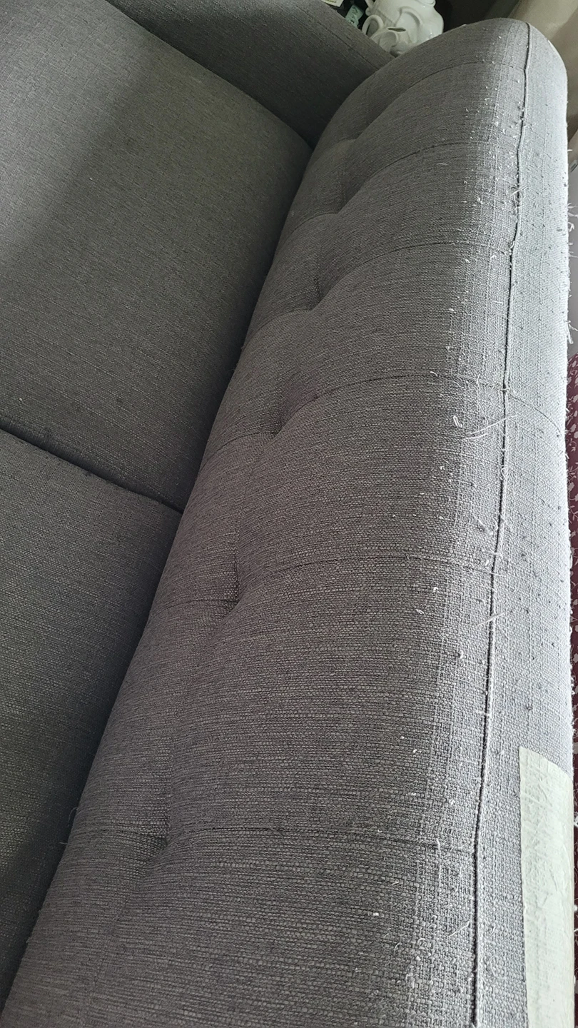 Couch for free image indicator(4)