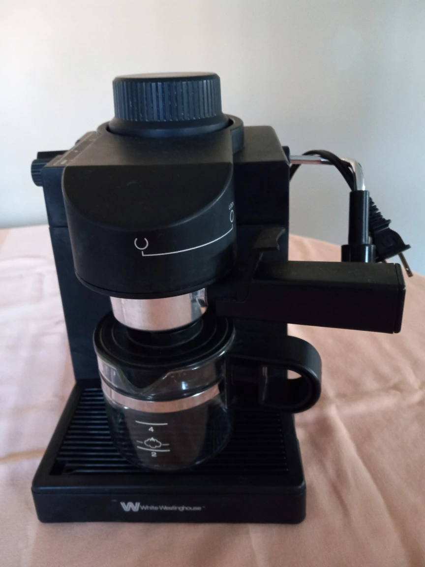 2-4 cup espresso maker thumbnail