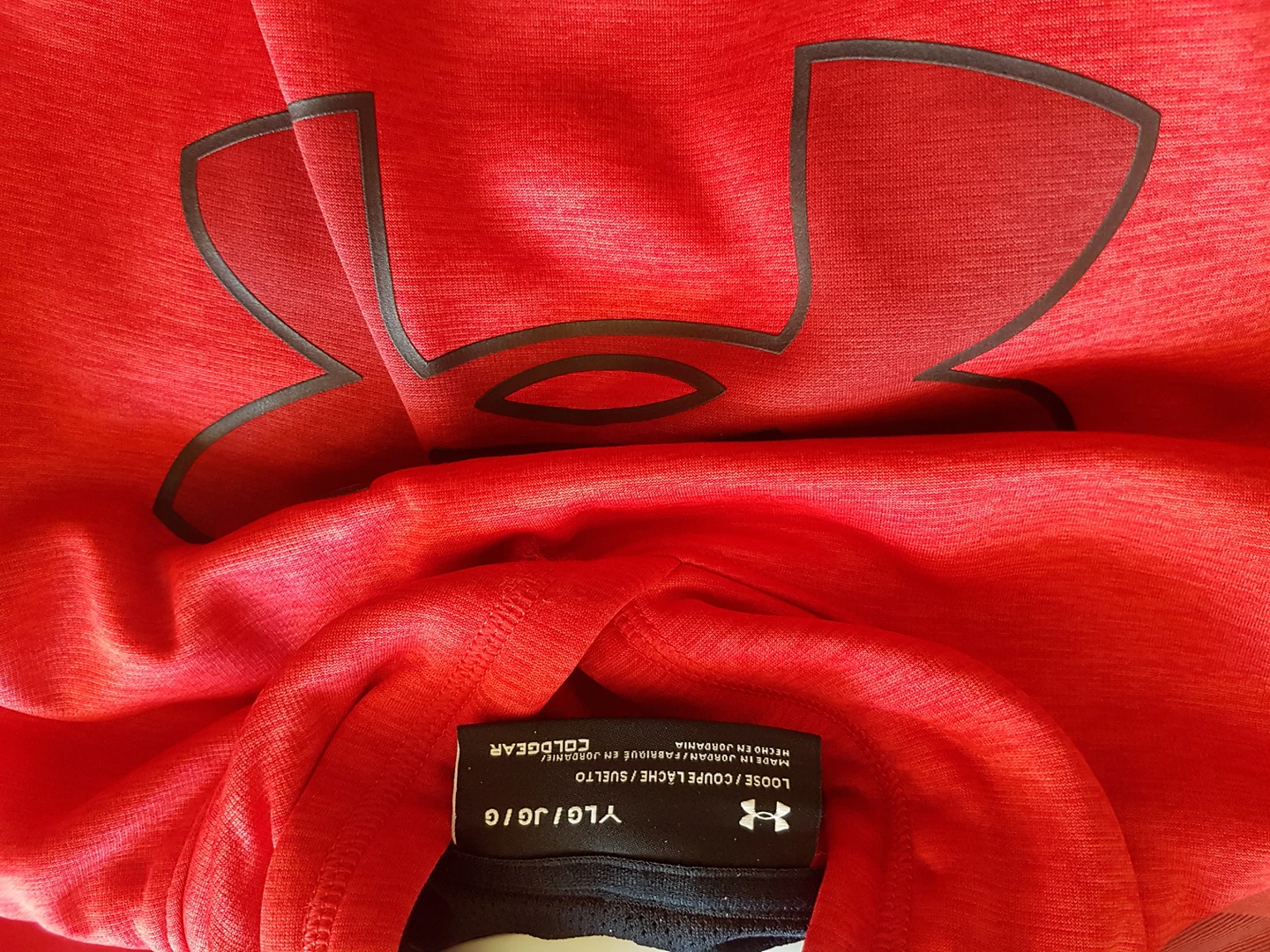 Under Armour Hoodie Red image indicator(3)