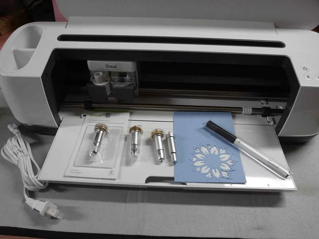 cricut maker - photo 2