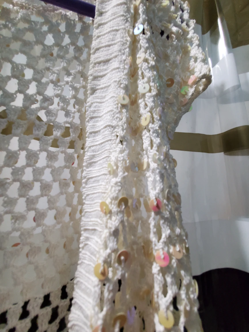 White sequin cardigan with necklace image indicator(3)