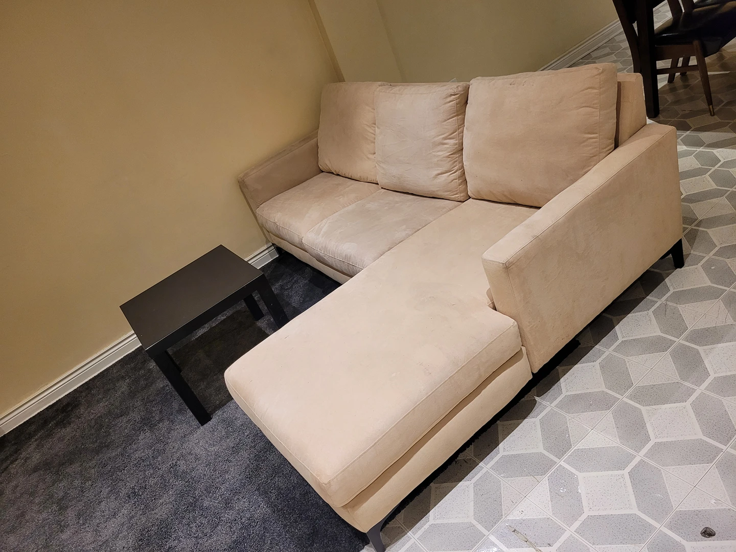 couch - photo 2