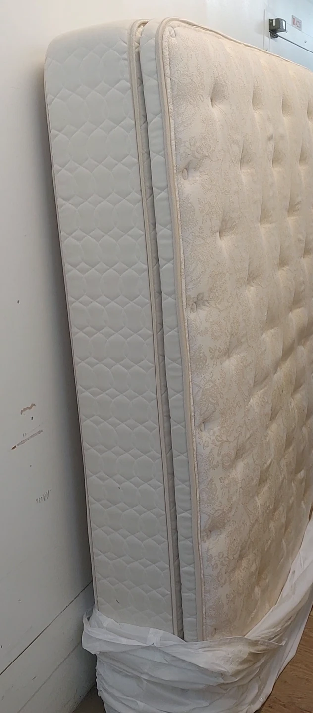 Double/Full Mattress - photo 2