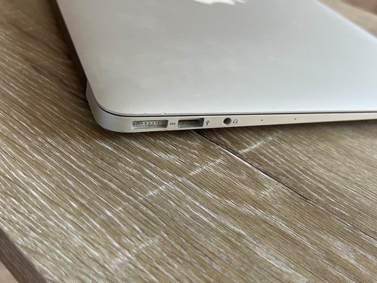 MacBook Air 2017 13-inch 128GB - photo 5