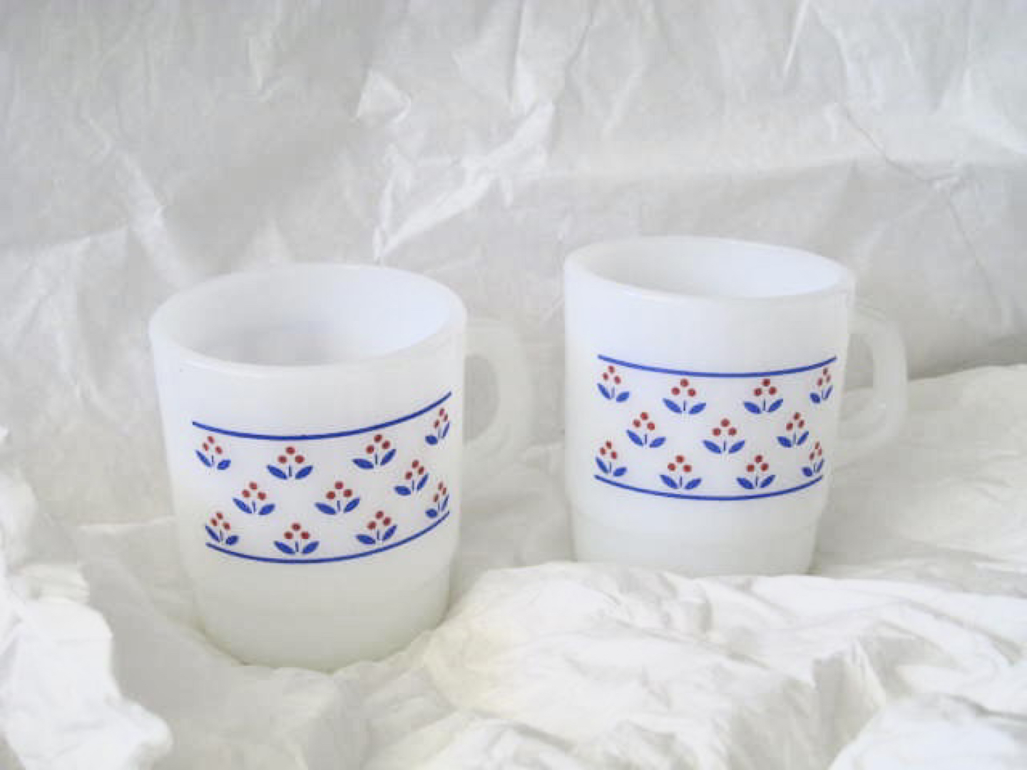 Vintage milk mug termocrisa