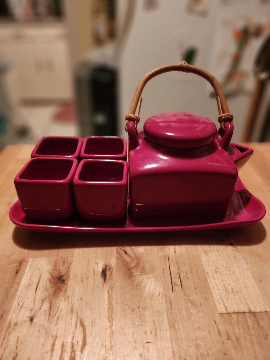 Red Japanese Style Tea Set thumbnail