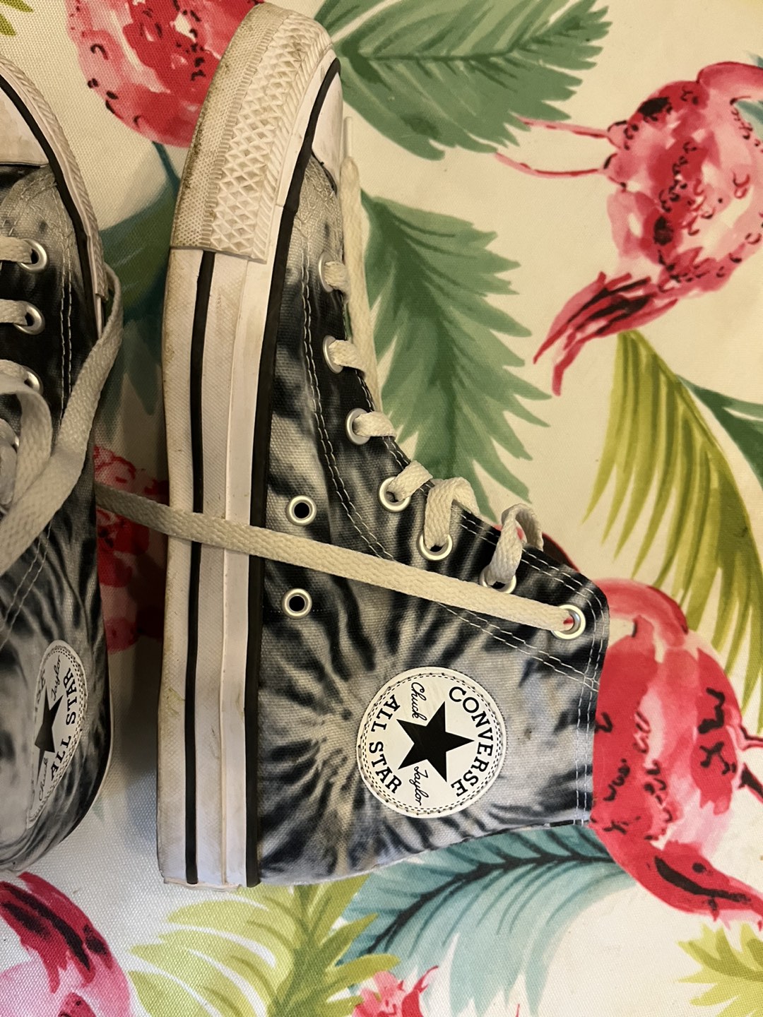 Mens 6 or womens 8 converse thumbnail