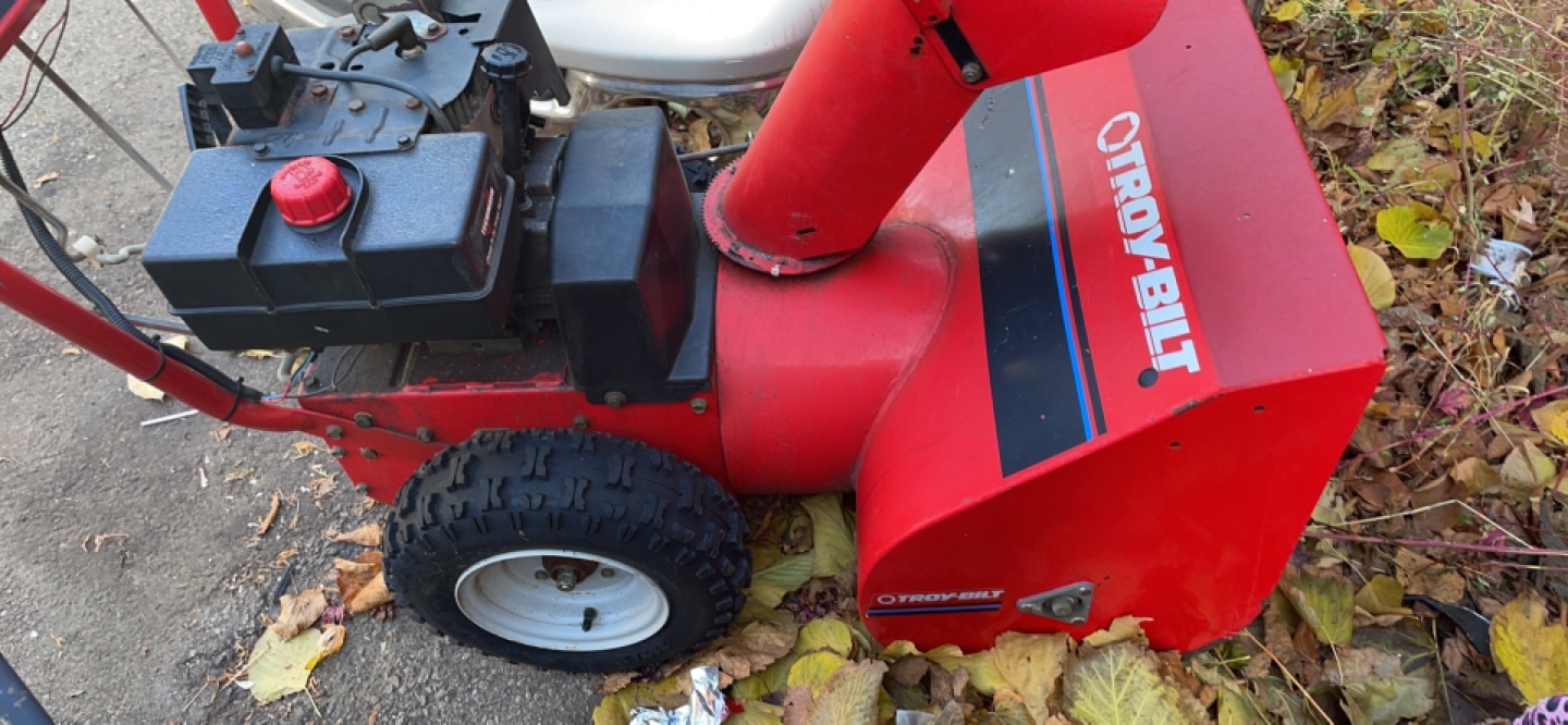 Snow blower