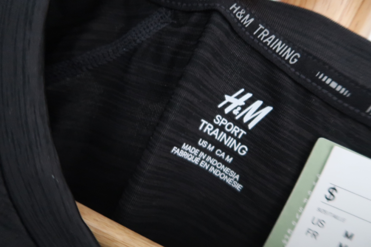 H&M Sport Training Unisex Running T-shirt image indicator(2)